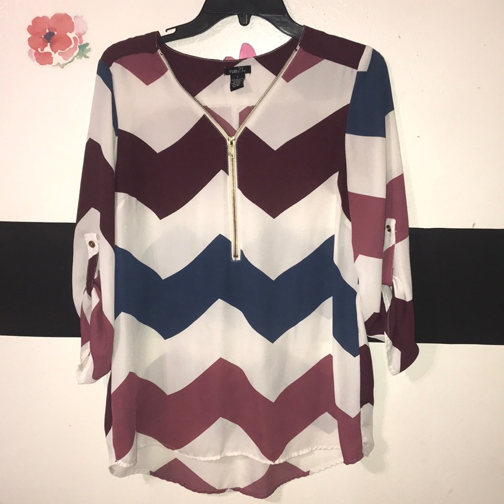 Half sleeve shirt